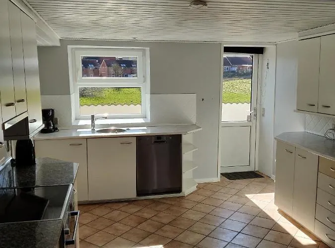 210 M2 Hus Til 8 Gaester - 5 Km Fra Nyt Stort Vandland *