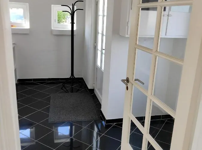 Apartment 210 M2 Hus Til 8 Gaester - 5 Km Fra Nyt Stort Vandland Nordborg